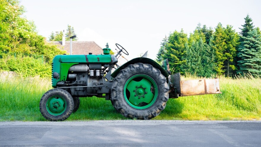 Austrijski izumitelj od starog traktora Steyr napravio električno vozilo