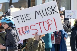 Prije odlaska Elon Musk ukinuo meteo službu farmerima, stručnjaci: Ovo može ugroziti živote