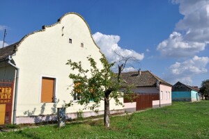 Dodeljeni ugovori za još 92 seoske kuće: Koliko košta najjeftinija, a koliko najskuplja?