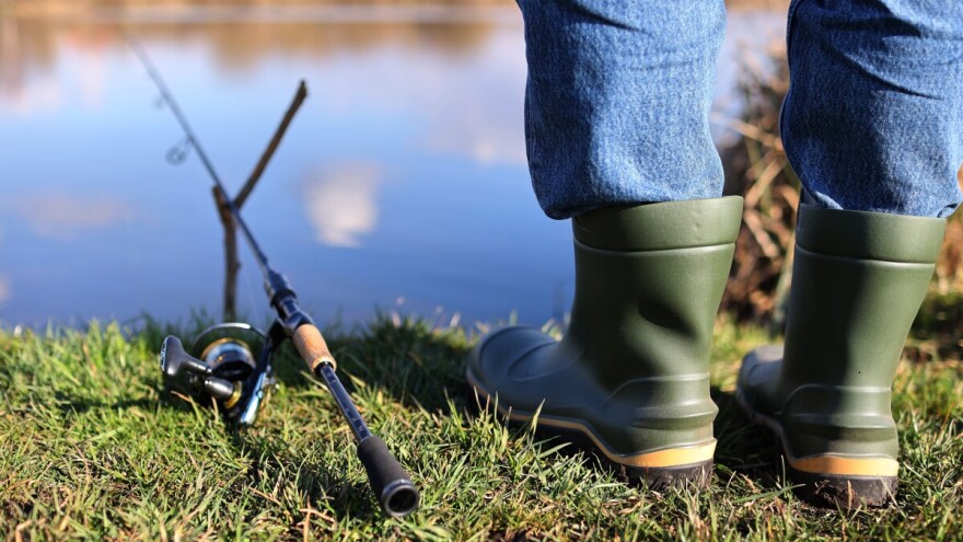 Zatečeni u nezakonitom ribolovu, pa pretili ribočuvarima