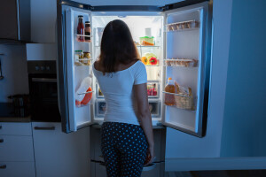 Ne jedi poslije 18 sati ako se ne želiš udebljati? Evo što kažu nutricionistice