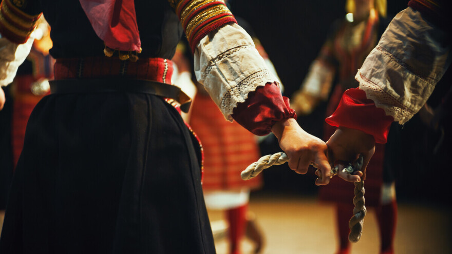 Prisustvuju samo žene, a sve se odvija u tajnosti: Seoski običaj reveno i danas se zadržao