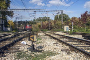 Sudar traktora i teretnog voza, jedna osoba poginula