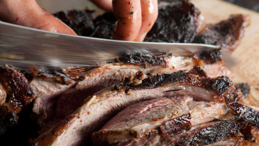 Mesoljupci radujte se! Uskoro bi mogli slaviti Svjetski dan mesa