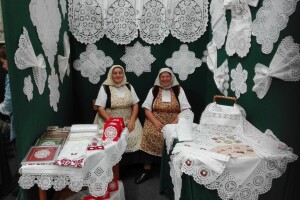 7. Izložba čipke u Sikirevcima - dolaze gosti iz Slovenije, Slovačke i Bugarske