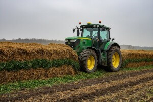 Siliranje trava, djetelina i krmnog sirka