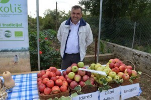 Jabuka na kućna vrata - Žuža bolji od Todorića?