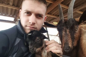 Siniša Mali iz Kucure uzgaja paulovniju i ima farmu koza