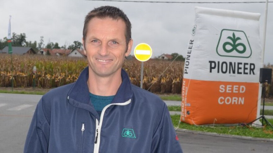 Siniša na 60 ha sije samo Pioneer kukuruz!