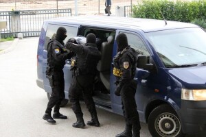 Objavljujemo imena osumnjičenih za nezakonit uvoz voća, povrća i sadnica