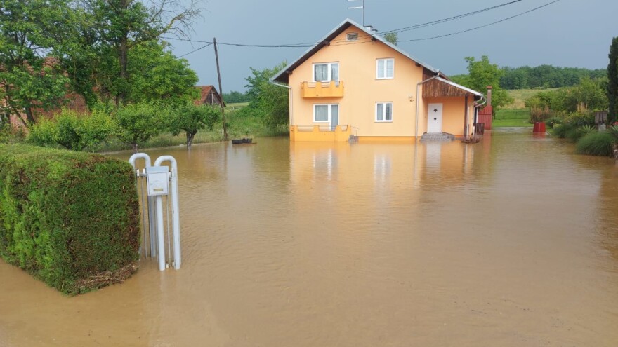 Ima li kraja? Obilna kiša potopila područja Sisačko-moslavačke i Zadarske županije