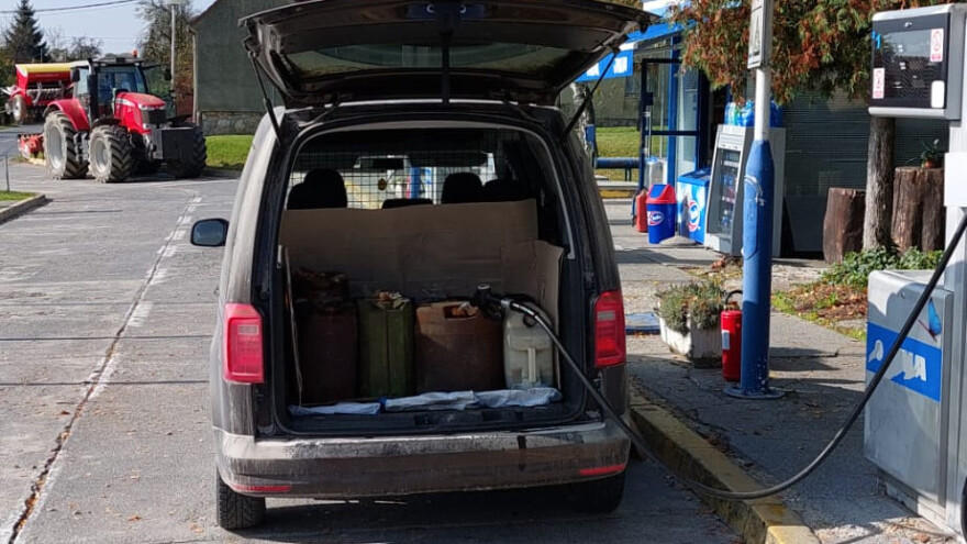 Alarmantno stanje: Strojevi stali, jesenska sjetva stopirana jer plavog dizela - nema?!