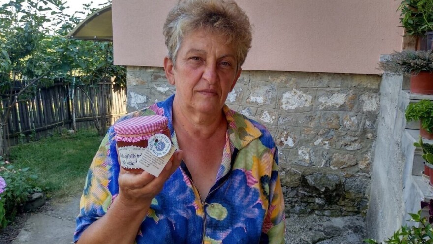 Posetioci iz Rusije najviše kupuju slatko od bele trešnje i to za poklon!