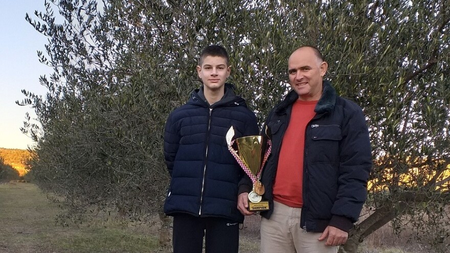 Slavo Stojanov: Otac me učio da uspjeh ne pada sa stabla već dolazi predanim radom, to učim i djecu