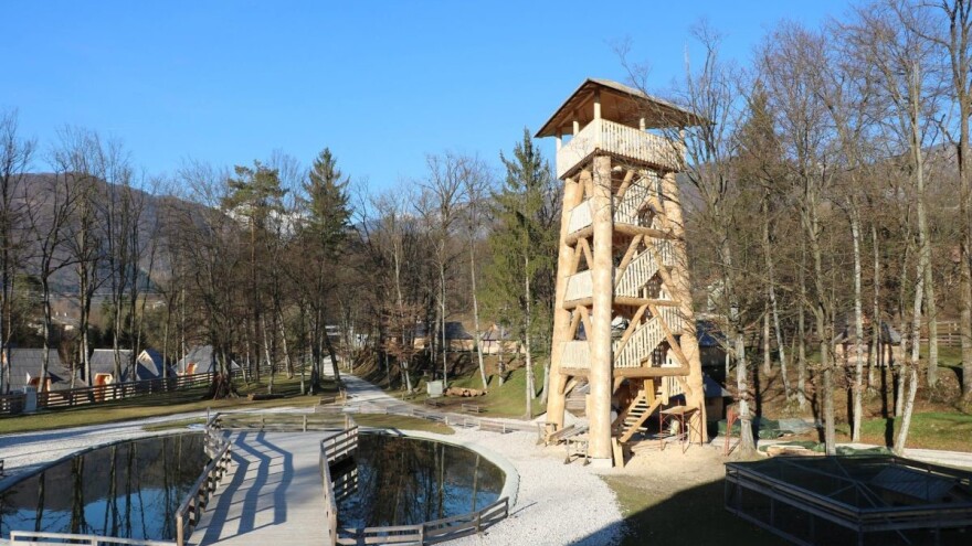 U očekivanju Guinessa: Svečano otvorili na crno izgrađenu najvišu lovačku čeku na svijetu