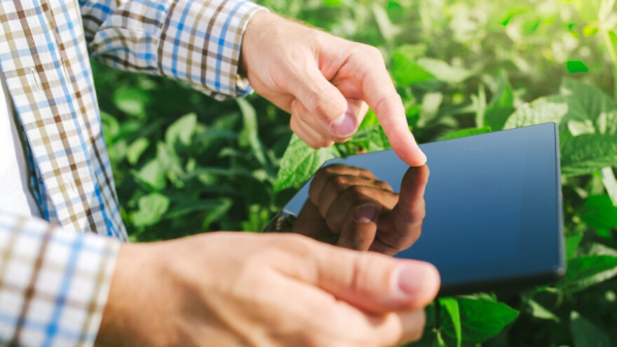 Navodnjavanje obavlja SMS-om 150km od parcele!