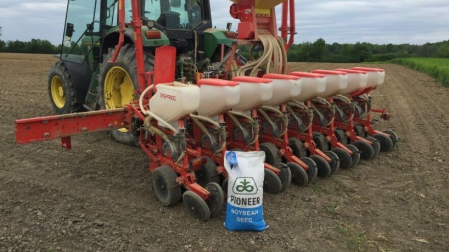 Prva Pioneer pokusna polja sa sojom