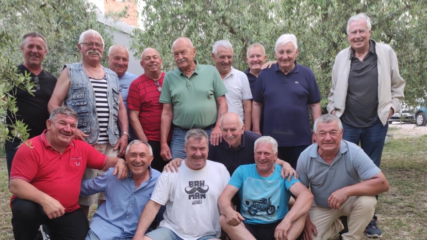 Odlazak u mirovinu vatrogasni zapovjednik Željko Šoša proslavio u masliniku