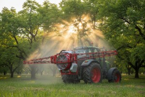 Specifične karakteristike atomizera za lako prskanje oraha i lješnjaka