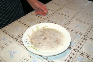 Vranjskim pihtijama ne mogu da odole ni najprobirljiviji gosti