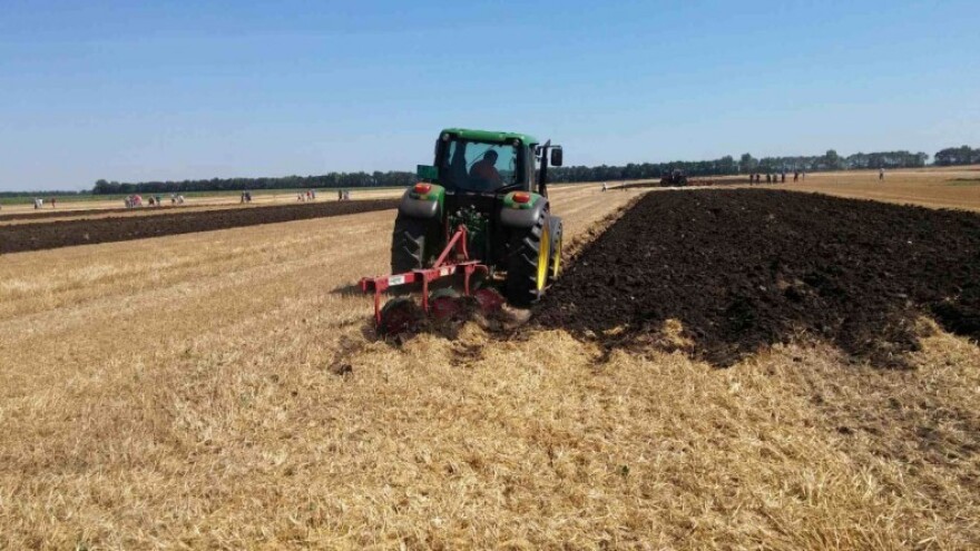 Nema gazde bez duboke brazde