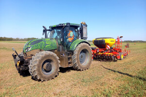 Steyr predstavio prototip svog prvog hibridnog traktora