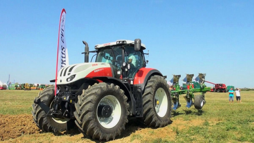 Traktor Steyr Terrus 300 s 313 KS