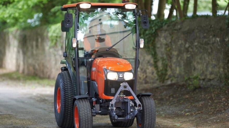 Traktor Kubota STW