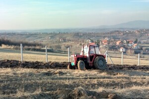Danas počinje podjela regresiranog dizel goriva - visina premije 0,5 KM/l