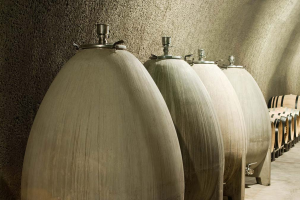 Jajoliki sudovi od betona najbolji za fermentaciju vina
