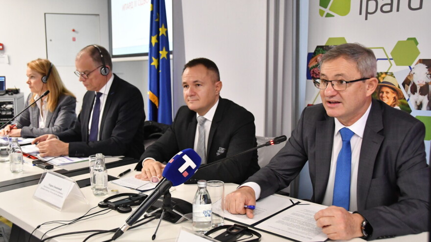 Ministar Glamočić: Srbija ostaje čvrsto posvećena sprovođenju IPARD III programa