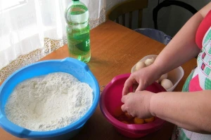 U porodici Nataše Ljubić se decenijama mesi tarana, testenina na vranjski način