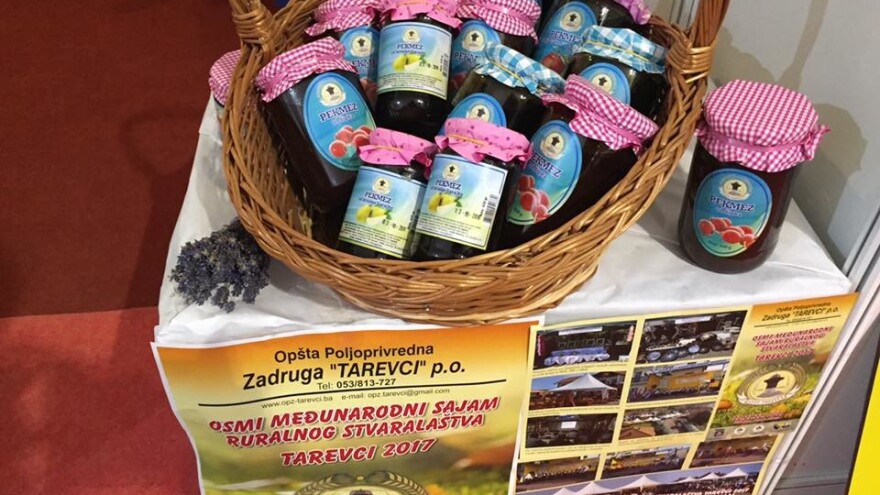 Zadruga Tarevci: Povratnici udružili snage u ruralnom razvoju, a suhu šljivu šalju u Holandiju!