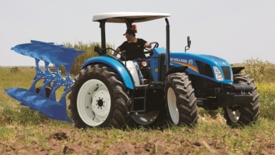Traktor New Holland TD5