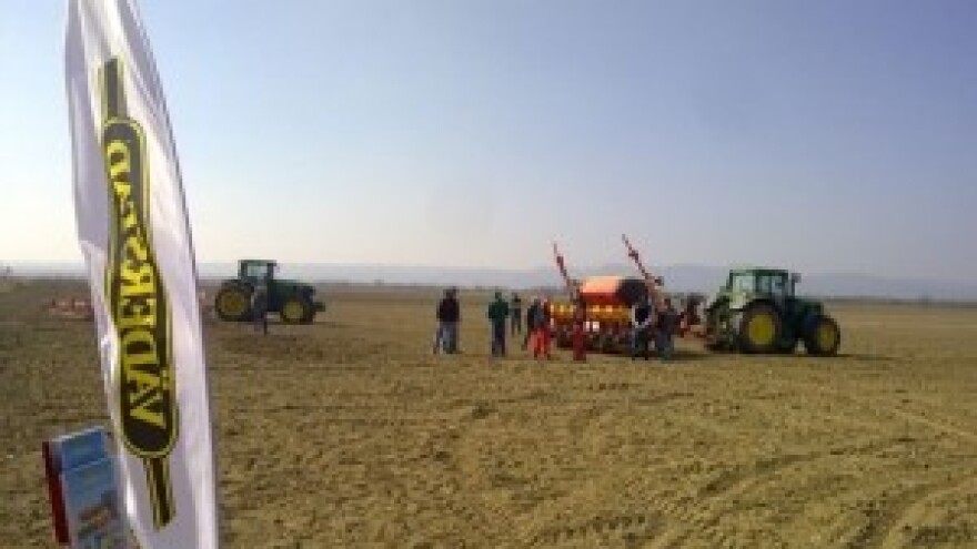 Prezentacija traktora Valtra i Väderstad strojeva