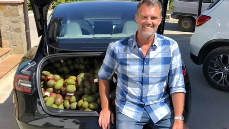 U električnom autu prevezao 200 kg voća od Španije do Švedske