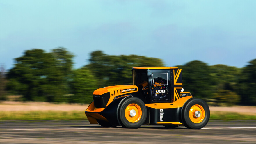 Kako je JCB-ov traktor srušio svetski rekord jurivši 217 km/h?
