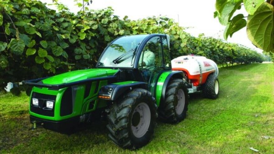 Traktor Ferrari Thor