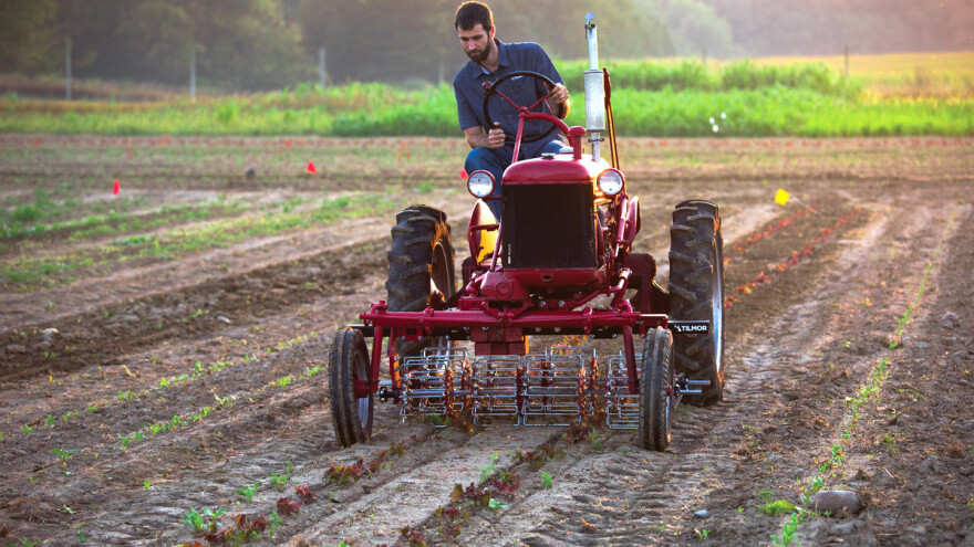 Manji, sporiji i bolji - traktor budućnosti koji dolazi iz prošlosti
