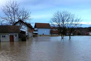Rijeka Tinja poplavila oko 100 ha poljoprivrednog zemljišta