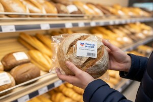 Tolušić: Kaufland i Lidl nam prodaju kruh iz uvoza!