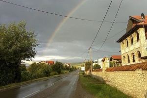 Topolovnik - selo sa velelepnim kućama u kojima niko ne stanuje