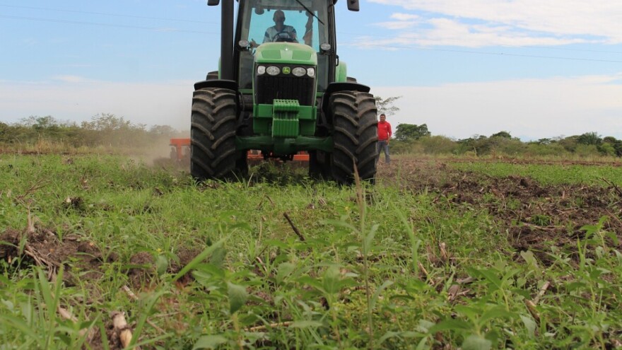 Poticaji: Poljoprivrednici prijete protestima - blokirat će prometnice i institucije vlade HBŽ-a