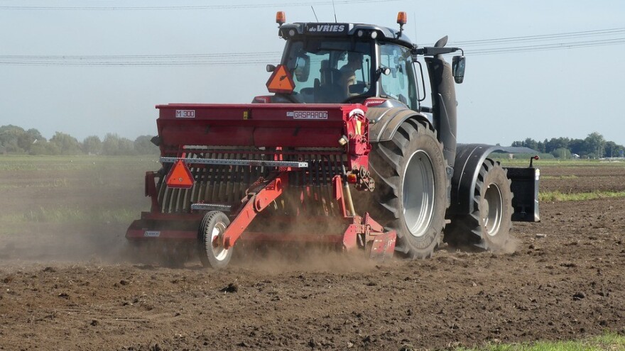 Nedimović: Od danas kreću subvencije za gorivo