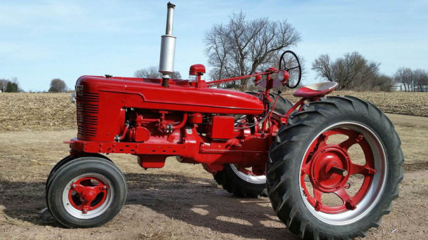 Makete traktora i kombajna dela ratara iz Čonoplje