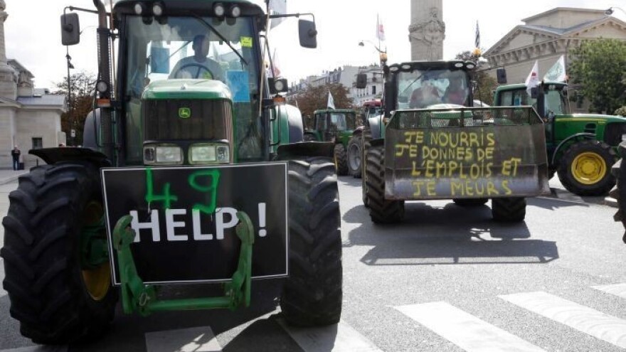Traktorima na Pariz!