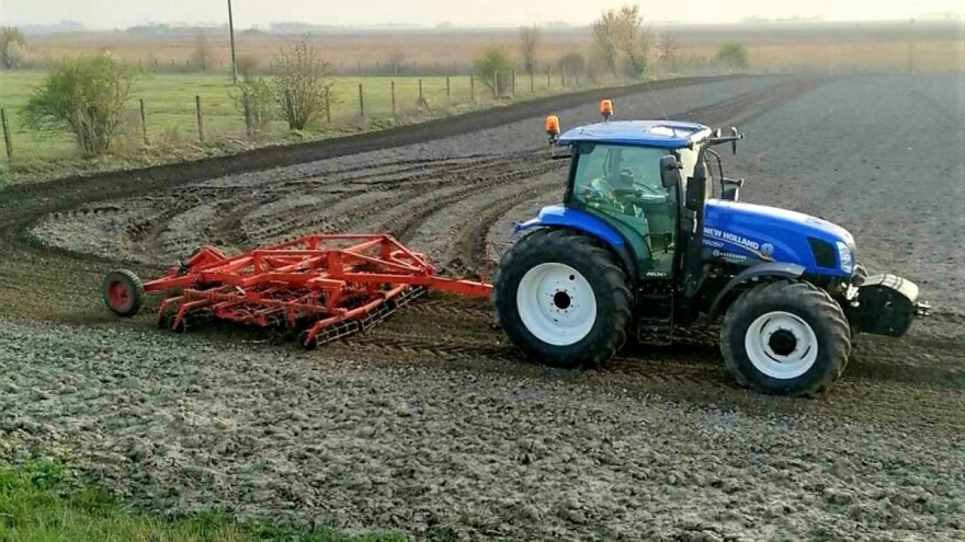 Mladi poljoprivrednik iz Siriga sam proizvodi, izvozi - pokrenuo i zadrugu