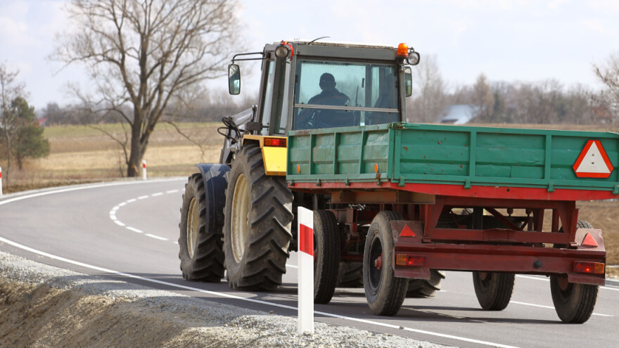 Veća kontrola traktora i traktorista na putu - otkrivanje pijanih?