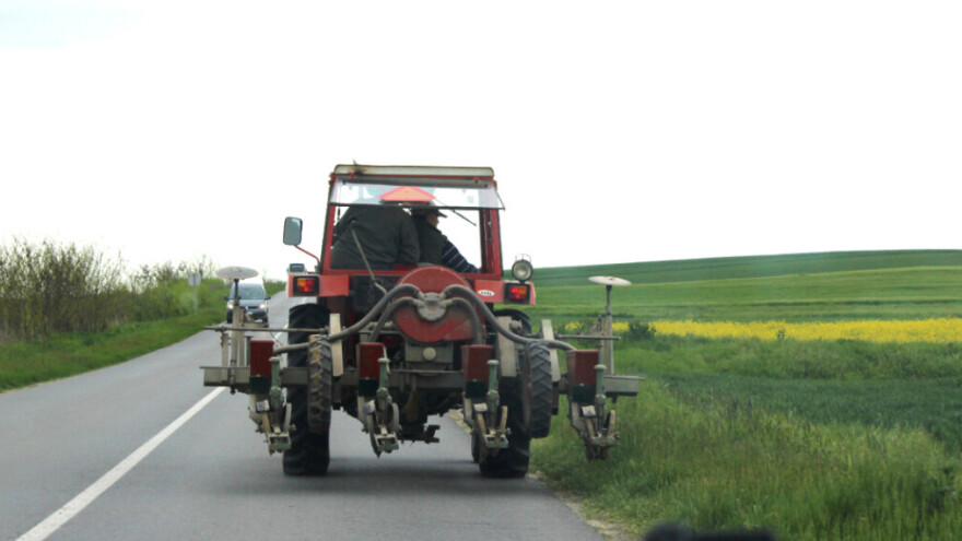 Krenula pojačana kontrola učešća traktora u saobraćaju