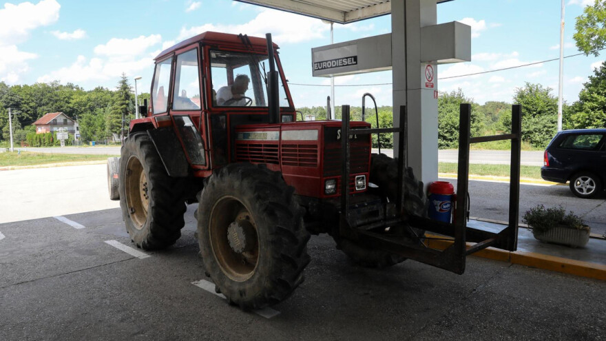 Pada cena dizela, koliko sada košta?